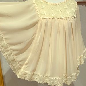 Glam peachy cream top blouse